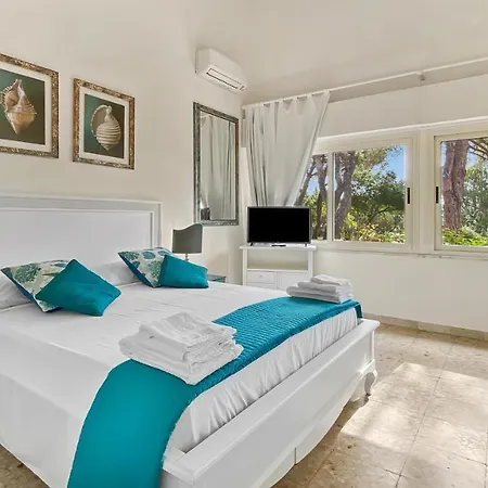 Susy Al Mare Villa